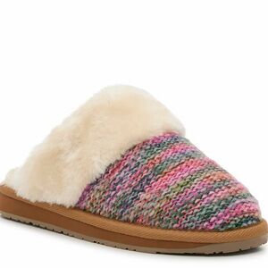 Minnetonka Shar Scuff Slipper - Women's